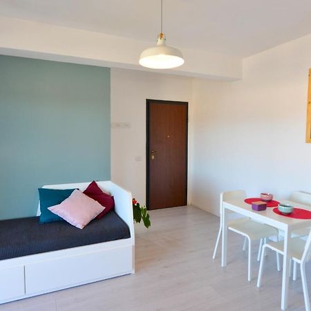 Апартаменты Lyceum Flat Ольбия Экстерьер фото