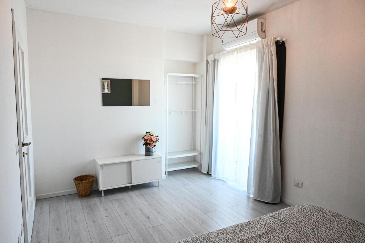 Апартаменты Lyceum Flat Ольбия Экстерьер фото